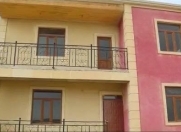 Satılır 5 otaqlı 210 m2 həyət evi Qala