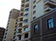 Satılır 4 otaqlı 180 m2 yeni tikili Sahil m.