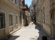 Satılır 3 otaqlı 45 m2 köhnə tikili İçəri Şəhər m.