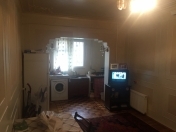 Satılır 1 otaqlı 33 m2 köhnə tikili 9 mkr