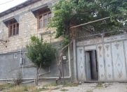 Satılır 5 otaqlı 600 m2 həyət evi Yevlax