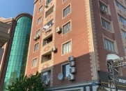 Satılır 4 otaqlı 265 m2 yeni tikili Gənclik m.