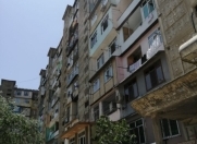 Satılır 4 otaqlı 100 m2 köhnə tikili Yeni Yasamal
