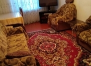 İcarəyə verilir 3 otaqlı 57 m2 köhnə tikili Sərhədçi İdman kompleksi