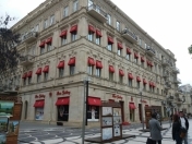 Satılır 34 otaqlı 2000 m2 obyekt İçəri Şəhər m.