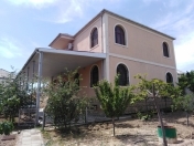 Satılır 6 otaqlı 300 m2 villa Saray