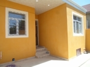 Satılır 3 otaqlı 95 m2 həyət evi Binəqədi