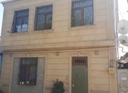 Satılır 4 otaqlı 158 m2 həyət evi Elit ticarət mərkəzi