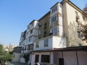 Satılır 2 otaqlı 49 m2 köhnə tikili Bakı Dövlət Universiteti