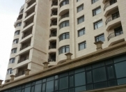 İcarəyə verilir 3 otaqlı 170 m2 yeni tikili Sahil m.