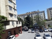 Satılır 3 otaqlı 80 m2 köhnə tikili İzmir parkı