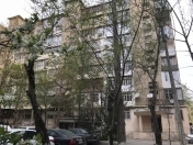 Satılır 4 otaqlı 80 m2 köhnə tikili Yeni Yasamal
