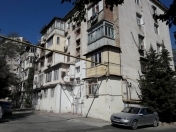 Satılır 1 otaqlı 35 m2 köhnə tikili Elmlər Akademiyası m.