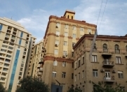 İcarəyə verilir 3 otaqlı 90 m2 köhnə tikili İncəsənət və Mədəniyyət Un.