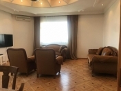 Satılır 5 otaqlı 234 m2 yeni tikili Gənclik m.