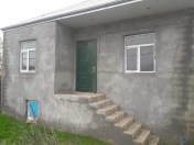 Satılır 3 otaqlı 100 m2 həyət evi Binə