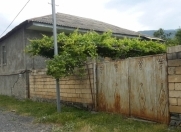 Satılır 4 otaqlı 100 m2 həyət evi Qax