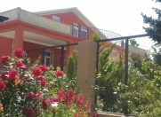 Satılır 11 otaqlı 300 m2 villa Novxanı