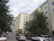 Satılır 1 otaqlı 35 m2 köhnə tikili Dövlət Statistika Komitəsi