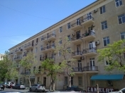 Satılır 3 otaqlı 90 m2 köhnə tikili Port Baku