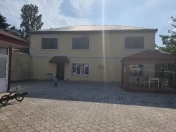 Satılır 6 otaqlı 304 m2 bağ evi Novxanı