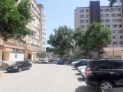 Satılır 2 otaqlı 45 m2 köhnə tikili Ayna Sultanova heykəli