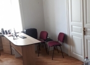 İcarəyə verilir 1 otaqlı 10 m2 ofis 28 Mall