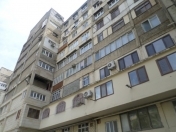 Satılır 3 otaqlı 90 m2 köhnə tikili Azadlıq prospekti m.