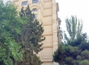 İcarəyə verilir 3 otaqlı 76 m2 köhnə tikili Nəriman Nərimanov m.