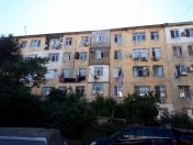 Satılır 2 otaqlı 50 m2 köhnə tikili 1 mkr