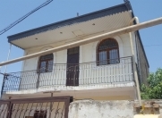 Satılır 5 otaqlı 200 m2 həyət evi Qaraçuxur