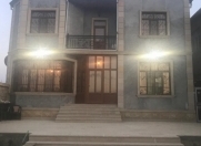Satılır 5 otaqlı 200 m2 həyət evi Atyalı