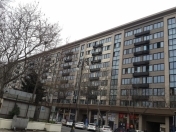 Satılır 2 otaqlı 70 m2 köhnə tikili Gənclik m.