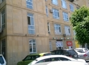 Satılır 2 otaqlı 38 m2 köhnə tikili Səməd Vurğun parkı