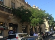 İcarəyə verilir 3 otaqlı 70 m2 köhnə tikili Sahil m.