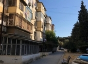 Satılır 2 otaqlı 65 m2 köhnə tikili 5 mkr