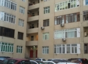 Satılır 1 otaqlı 61 m2 yeni tikili Badamdar