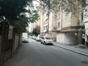 Satılır 3 otaqlı 75 m2 köhnə tikili Xalqlar Dostluğu m.