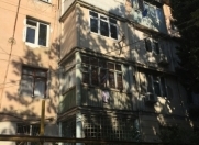 Satılır 3 otaqlı 60 m2 köhnə tikili 8 km