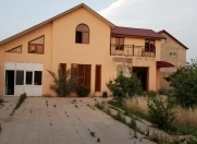 Satılır 4 otaqlı 130 m2 villa Mehdiabad