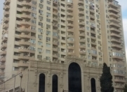 İcarəyə verilir 2 otaqlı 70 m2 yeni tikili Ayna Sultanova heykəli