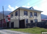 Satılır 4 otaqlı 200 m2 həyət evi Qax