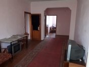 Satılır 2 otaqlı 50 m2 köhnə tikili 5 mkr