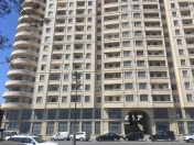Satılır 4 otaqlı 237 m2 yeni tikili İnşaatçılar m.