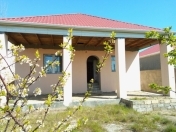 Satılır 3 otaqlı 140 m2 həyət evi Binəqədi
