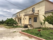 Satılır 20 otaqlı 3300 m2 obyekt Şamaxı