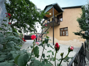 İcarəyə verilir 4 otaqlı 100 m2 həyət evi Xaçmaz