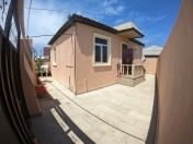 Satılır 2 otaqlı 65 m2 həyət evi Binəqədi