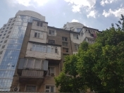 Satılır 1 otaqlı 32 m2 köhnə tikili Musabəyov parkı