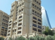 İcarəyə verilir 3 otaqlı 100 m2 köhnə tikili İçəri Şəhər m.